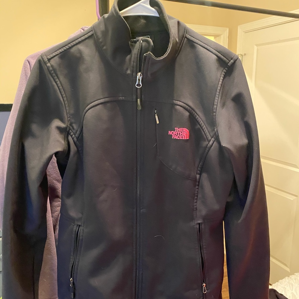 Women’s NorthFace jacket